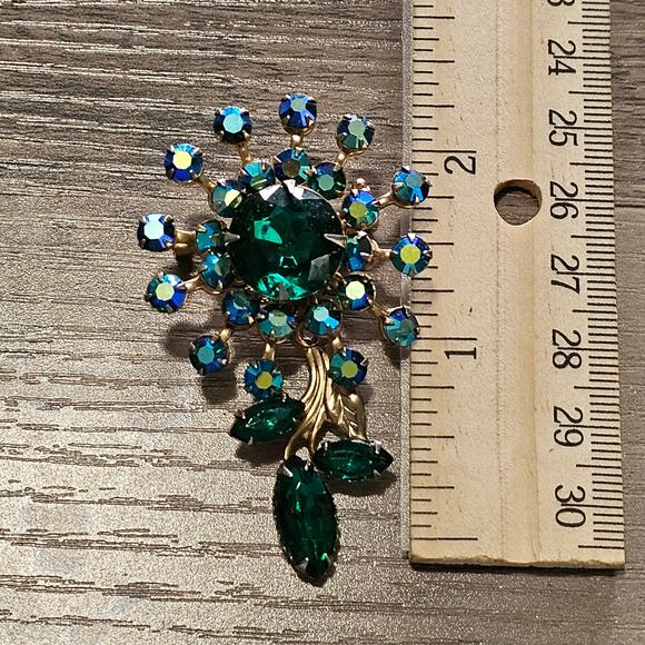 Vintage Green AB Rhinestone Flower Brooch with Navette Leaves - Picture 2 of 6